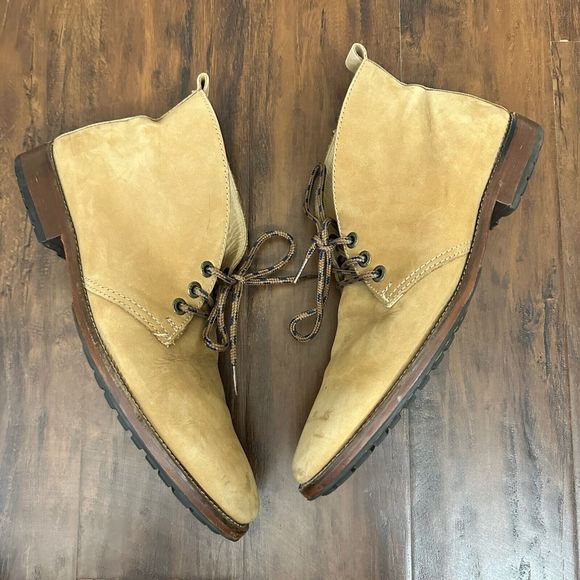 J.L. POWELL "The Sporting Life" Tan Nubuck Leather Chukka Boots - Picture 2 of 9